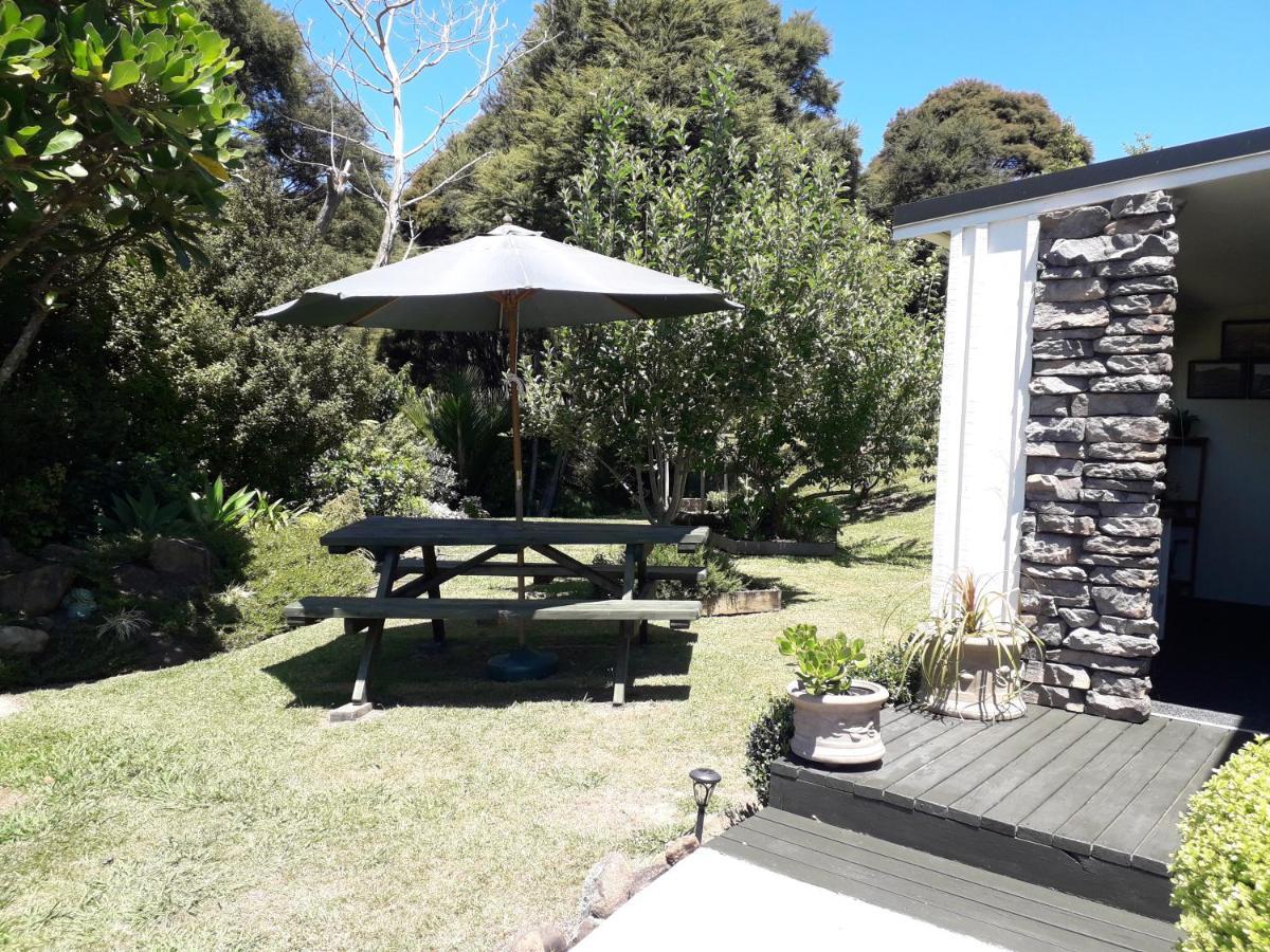Kuaotunu'S Peebles Cottage Exterior foto